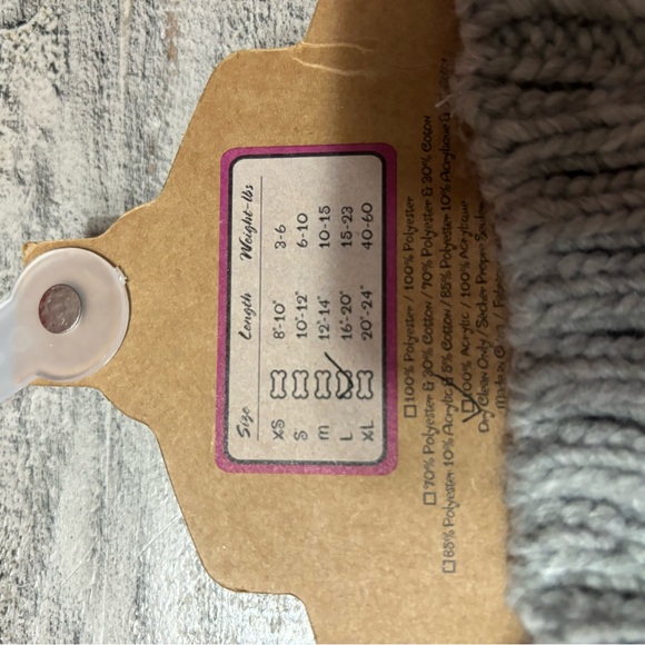 NWT Dog Sweater - Picture 3 of 4